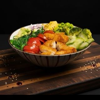 Pollo Crujiente Poké Bowl