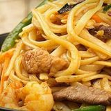 Tallarines Fritos Tres Delicias