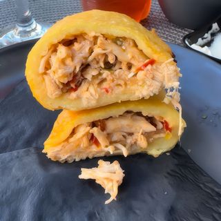 Empanada De Pollo Mechado
