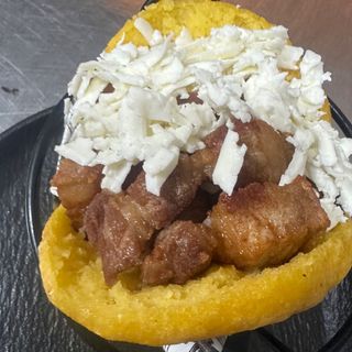 Arepa Chicharrón 