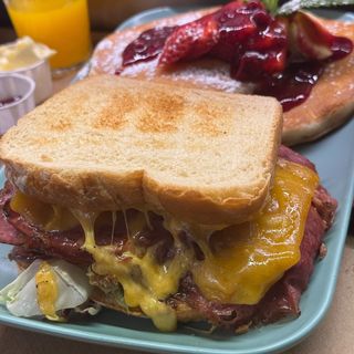 Desayuno Breakfast Sándwich