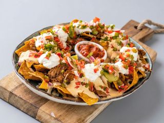 Menta Nachos Melt