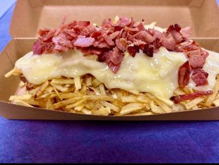 Menú Perro Ranchero 1 Patatas