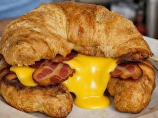 Croissant Americano (beicon)
