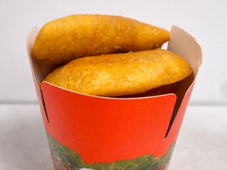 6 Empanadas Colombianas de Pollo