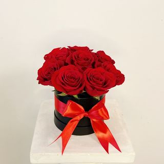 Caja de 8 Rosas Rojas Small 