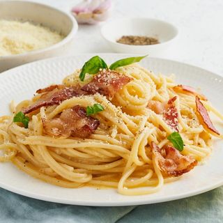 Spaguettis en salsa carbonara