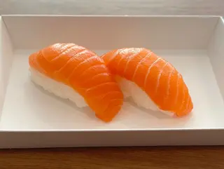 Nigiri De Salmón Flameado (2 Pzs.)