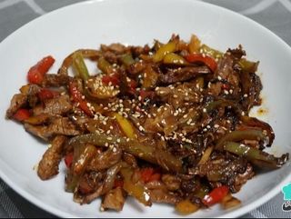 Ternera con verduras y curry