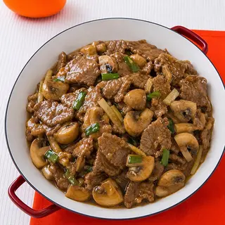 Ternera Con Champiñones