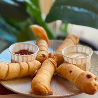 Tequeños tradicionales