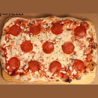 Pizza Pepperoni- 34 cm.