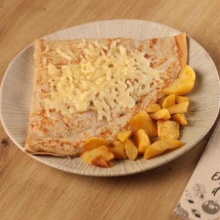 Crepe Jamon York & Queso con Patatas Especiadas