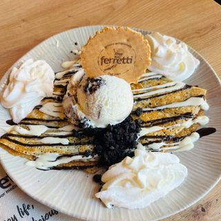 Crepe Black Cookie