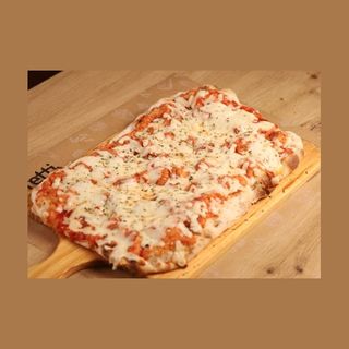 Pizza Margherita- 34 cm.
