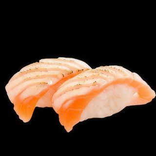 Nigiri De Salmón Flameado Y Salsa Teriyaki (4 Pzs.)