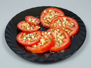 Tomate aliñado