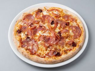 4. Pinsa diavola Calabrese