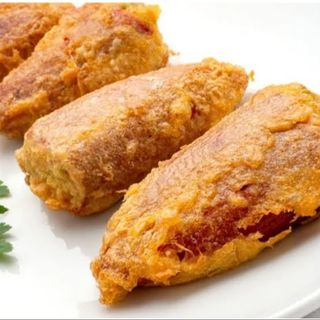 Pimiento del piquillo relleno de carne  carrillada