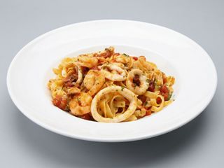 Tallarín Mixto Langostino y Calamar