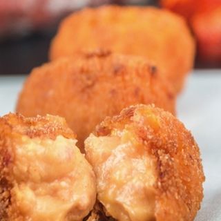 Croquetas De Carrillera De Vino Tinto ( 4 uds.)