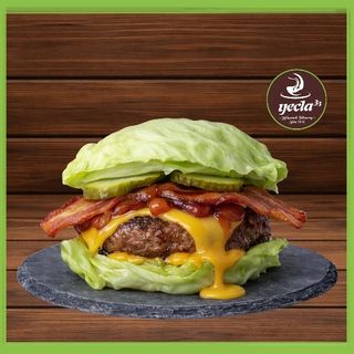 Burger Keto Cheese Bacon (315 Cal, 34g proteínas, 3,20g carbohidratos, 18g grasas)