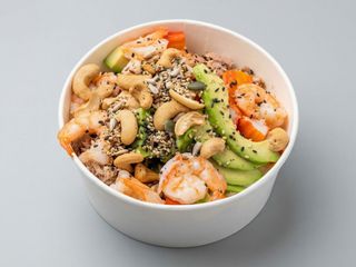 Poke de gambas frutos secos mix grande