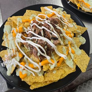 Nachos Sin Bandera ( Porción)