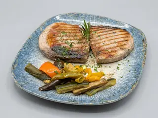 Atún Fresco A La Plancha