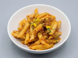 Penne Rigate A La Boloñesa