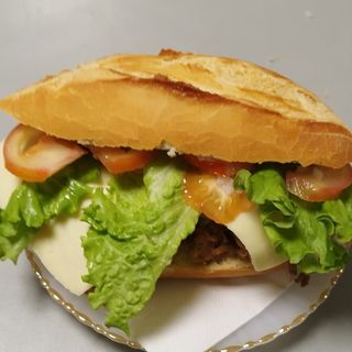 Bocadillo carne cerdo