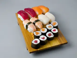 698.Combinado(16p)