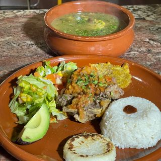 Sancocho De Costilla