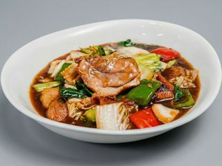 Pato Salteado Con Verduras