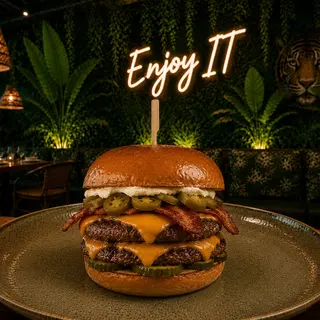 146. Hamburguesa Chicken Texas BBQ Burger (200 G.)