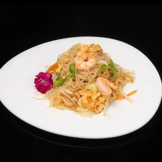 37.Fideos De Arroz Con Pollo Y Gambas