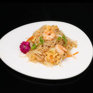37.Fideos De Arroz Con Pollo Y Gambas