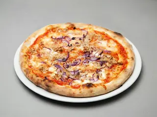 Pizza Tonno (30 Cm.)