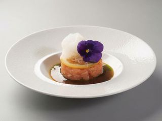 Tartar De Salmón (1 Pz)