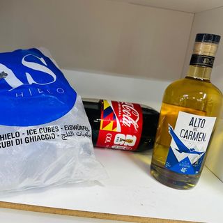 Alto de carmen +Coca-Cola 2L +Hielo 2kg