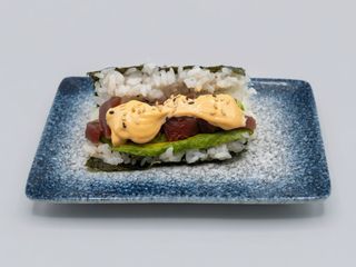 NUEVO Tako nori tartar atún 