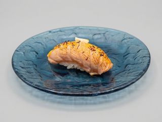 Nigiri Amankaya De Salmon Aburi Mayo Amankaya Arroz Frito Lima (1 Ud.)