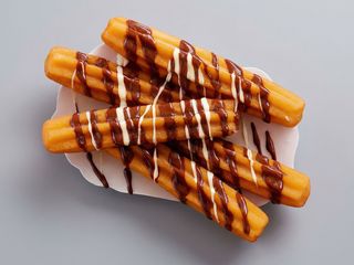 Churros decorados con Nutella y Chocolate Blanco