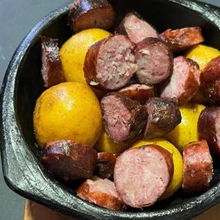 Patata Criolla Con Chorizo