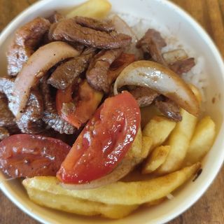 POKE DE LOMO SALTADO