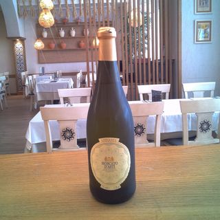 Vino Moscato Asti Bianco