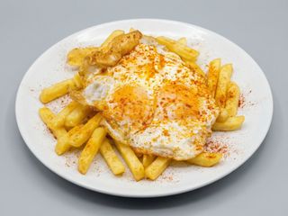 Huevos Estrellados Con Patatas