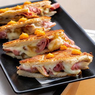 Bikini Carbonara