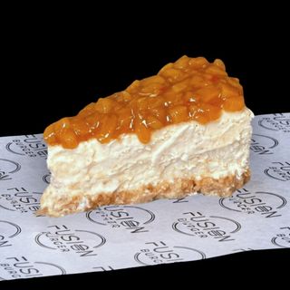 Tarta de queso y mango