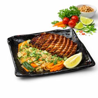 Pad Thai con Pato asado